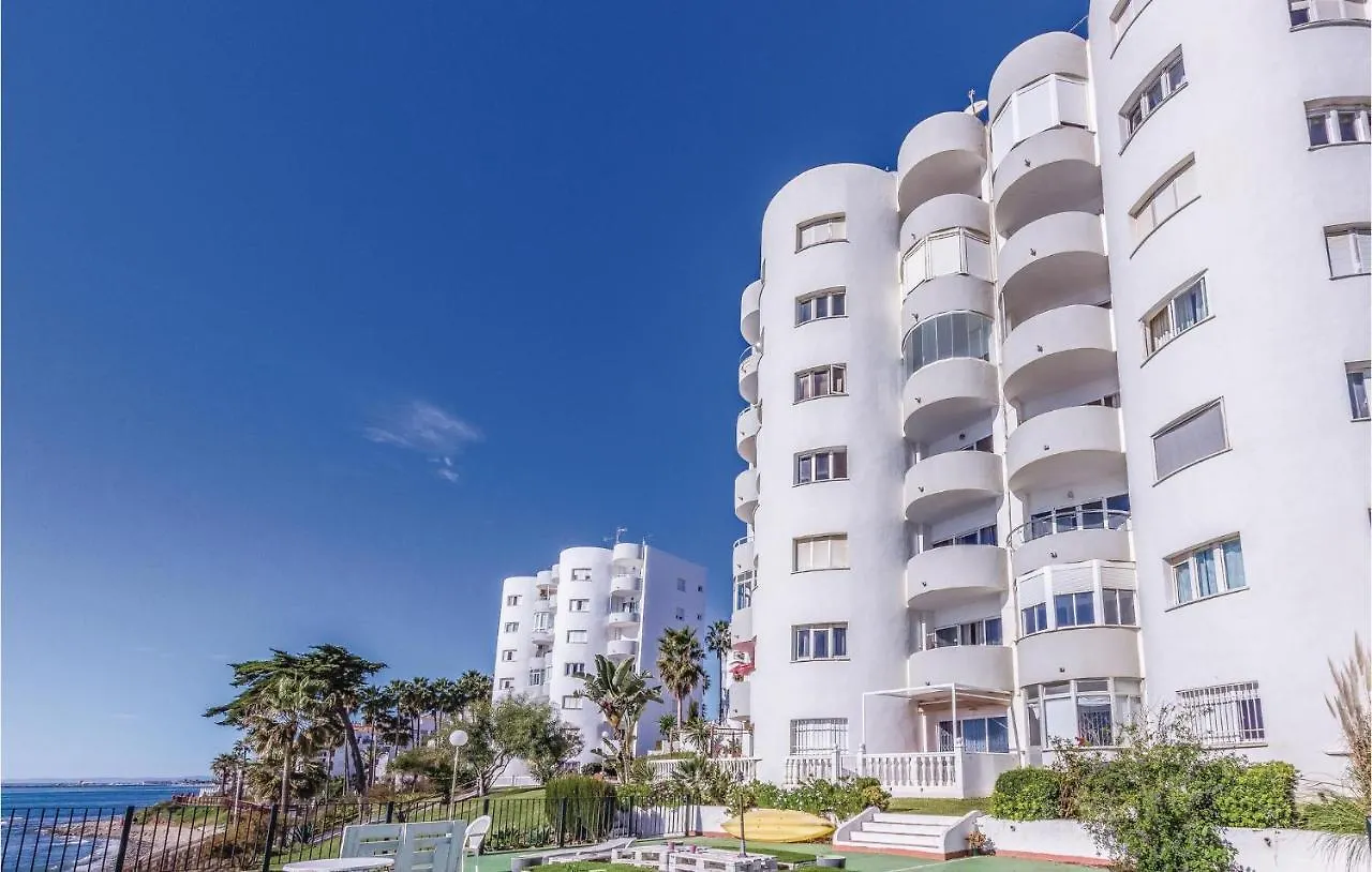 Cozy Apartment In Calahonda With Swimming Pool Sitio de Calahonda